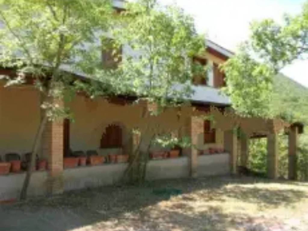 Villa a Fabriano in Viale 13 Luglio - Foto 4