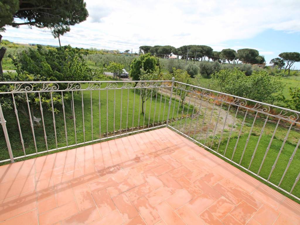 Rustico / casale a Montalto di castro in Strada della Principessa - Foto 4