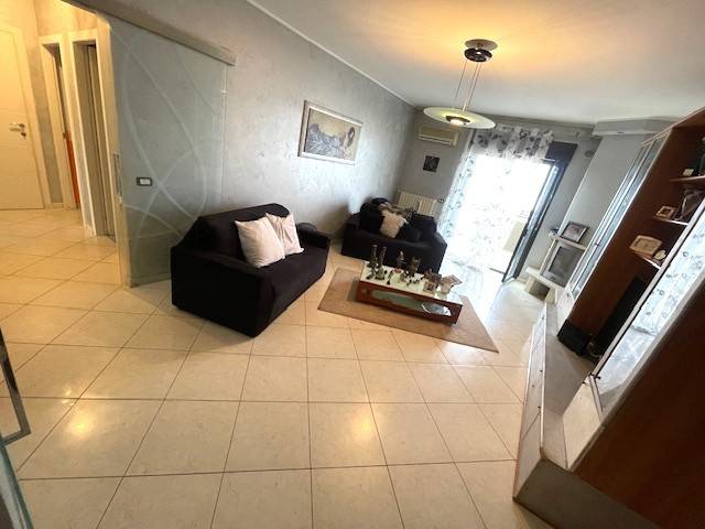 Appartamento a Bari in Via Pasquale Caldarulo - Foto 2