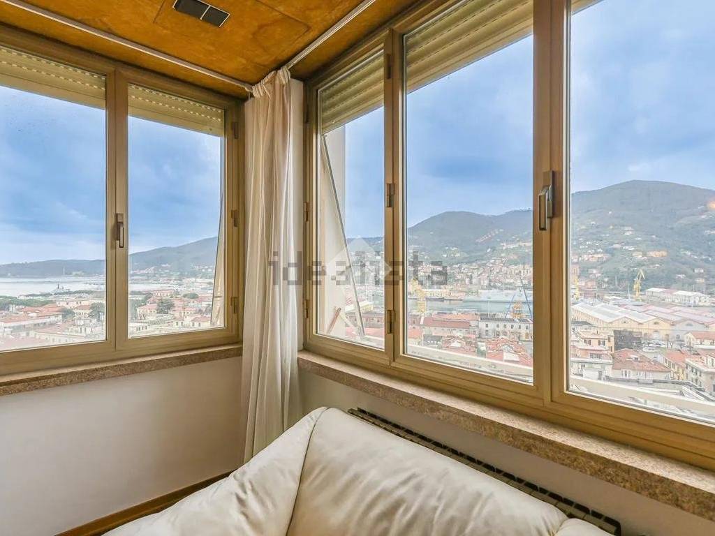 Appartamento a La spezia in GALLERIA GOITO, 7 - Foto 5