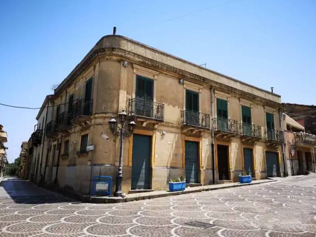 Palazzo / stabile a Varapodio in Piazza Santo Stefano - Foto 2