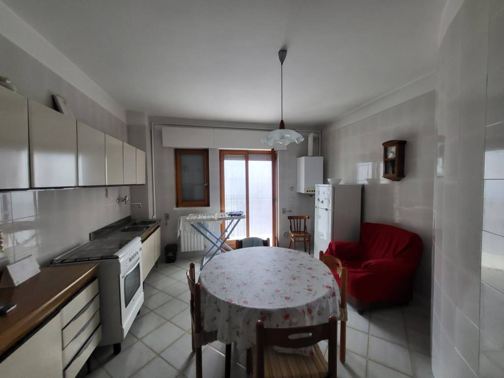 Appartamento a Andria in Via Saccotelli e Lotti - Foto 5