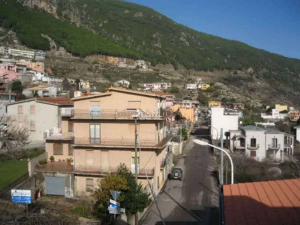 Casa indipendente a Arzana in Via Monsignor Virgilio - Foto 2