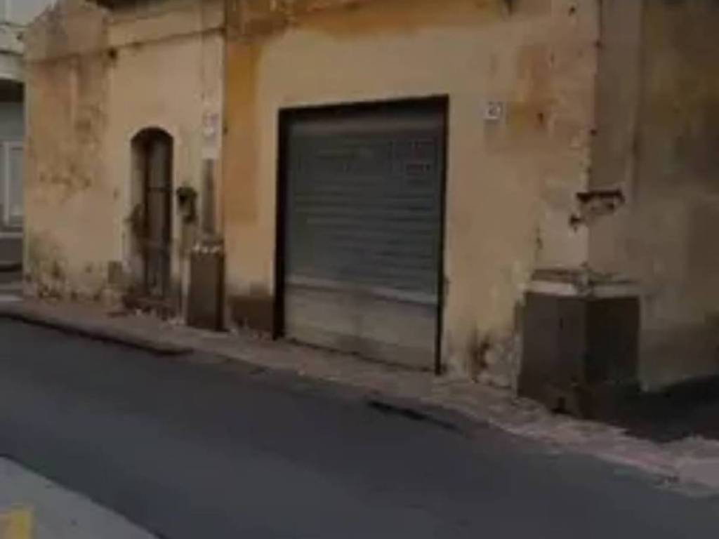 Appartamento a Carlentini in Via Camillo Benso di Cavour Ronco - Foto 4