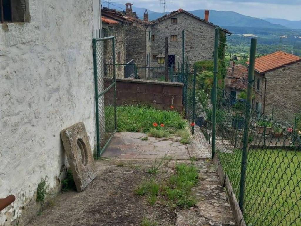 Casa indipendente a Bibbiena in strada comunale di Marciano, 3 - Foto 2