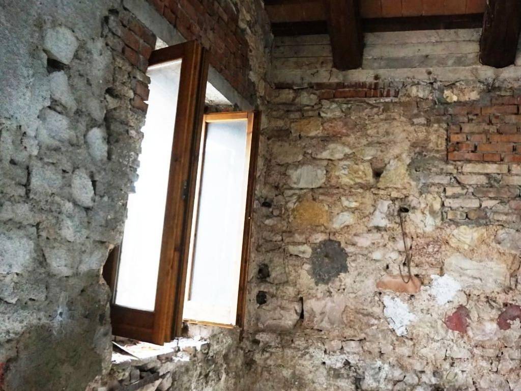 Casa indipendente a Foligno in Corta di Colle - Foto 5