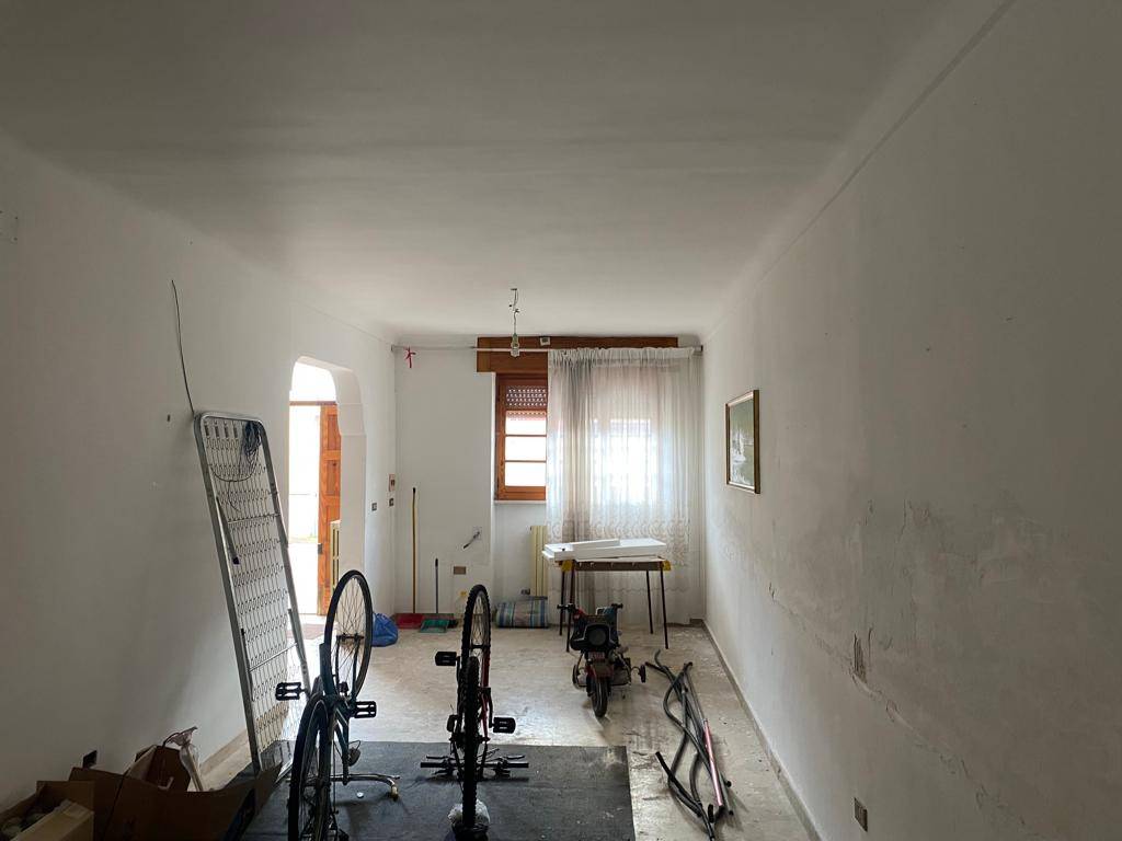 Appartamento a Manduria in Via Viggiano - Foto 4