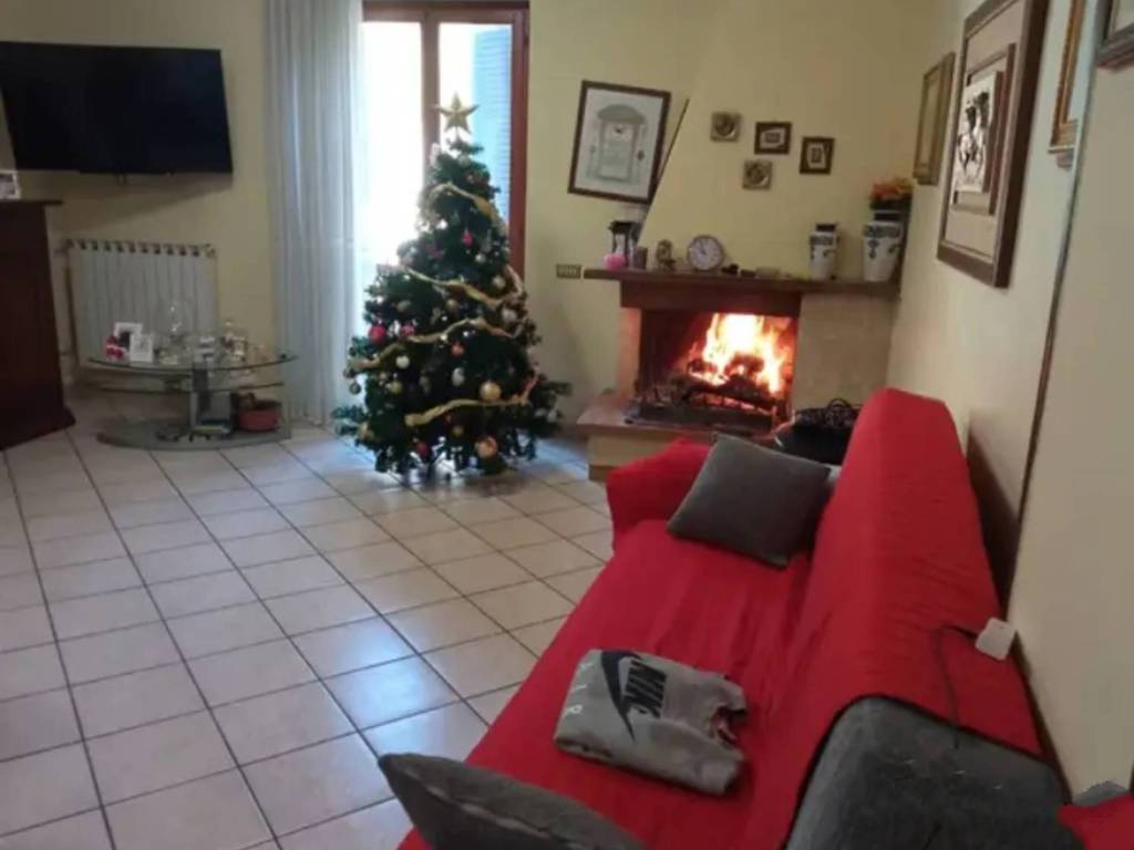 Appartamento a Carsoli in Via dei Marsi - Foto 2