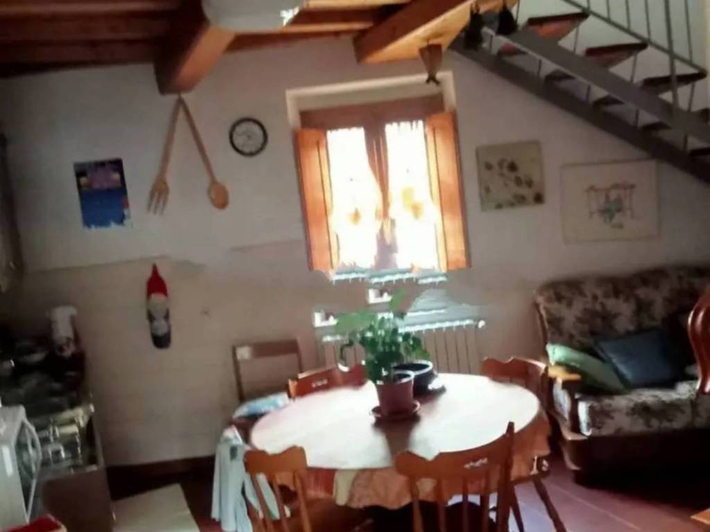 Casa indipendente a Montecatini-terme in Via del Pino - Foto 3