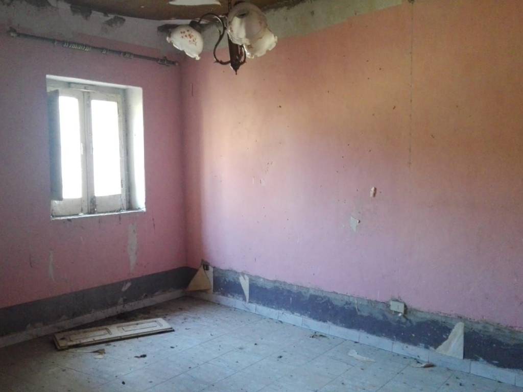 Palazzo / stabile a Sant'agata de' goti in Piazza Trieste - Foto 3