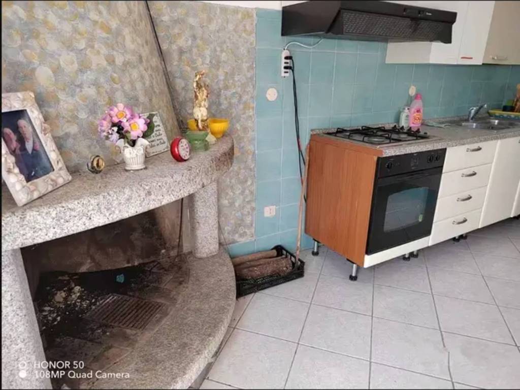 Casa indipendente a Ussassai in Via Nazionale - Foto 2