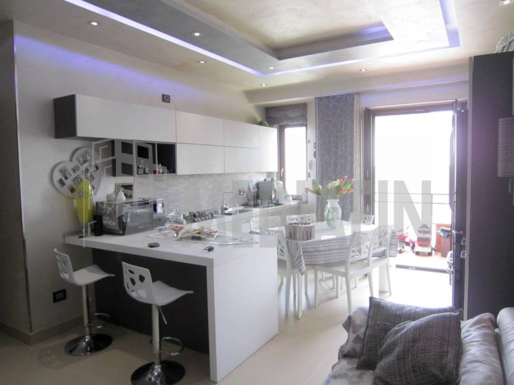 Appartamento a Corigliano-rossano in VIA CANTABRIA, 51 - Foto 2