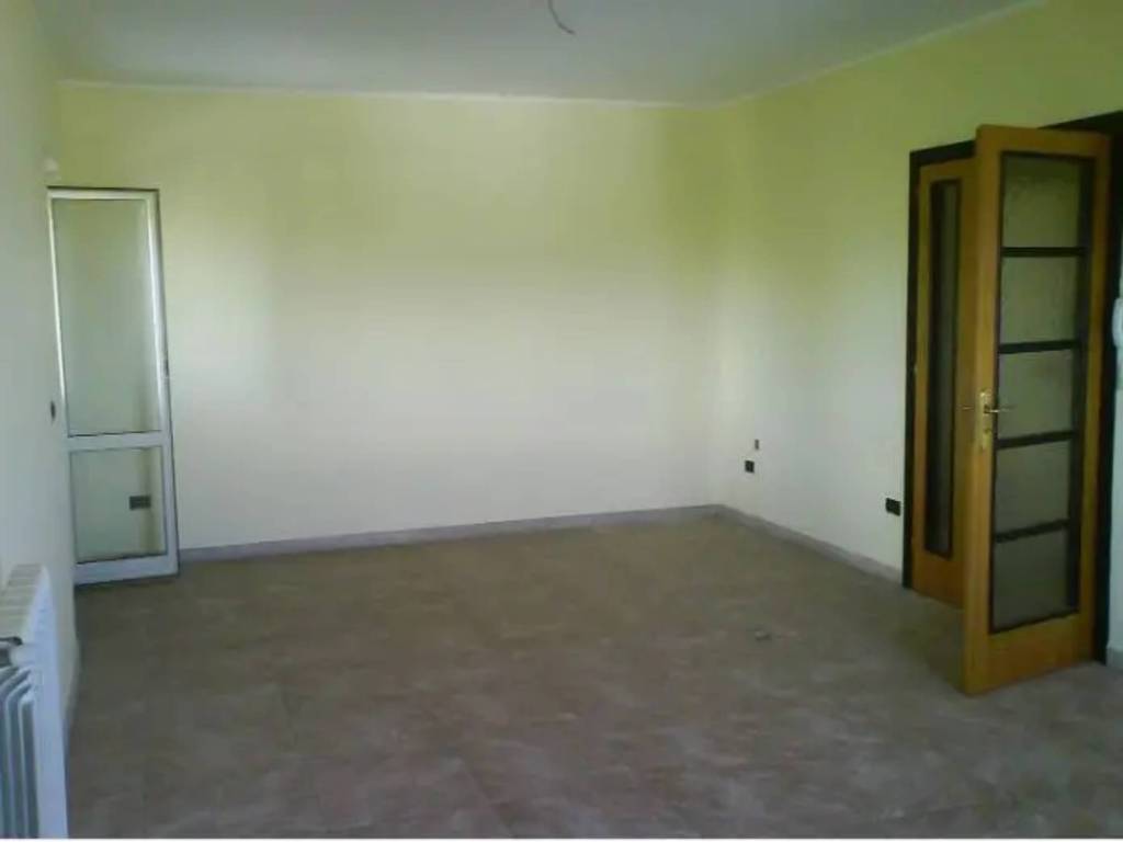 Palazzo / stabile a San ferdinando in Via Ippolito Nievo - Foto 4