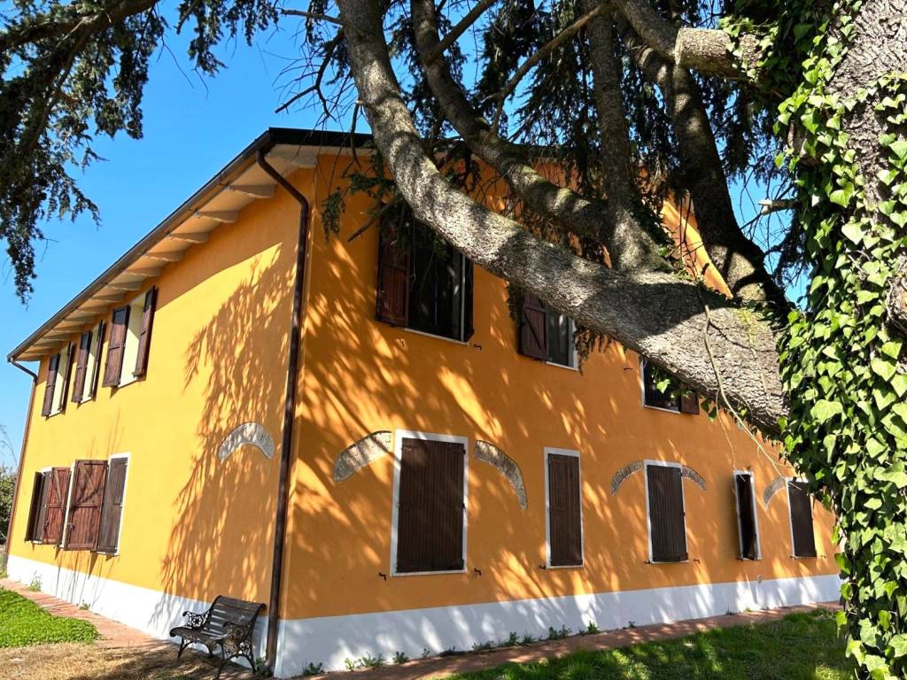 Appartamento a Sant'agata bolognese in Via Malmenago - Foto 2