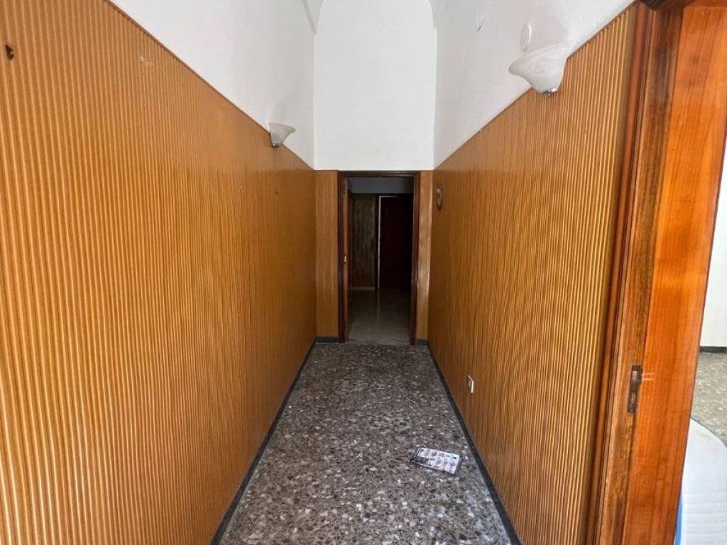 Casa indipendente a Manduria in Via Santa Maria d'Eighen - Foto 3