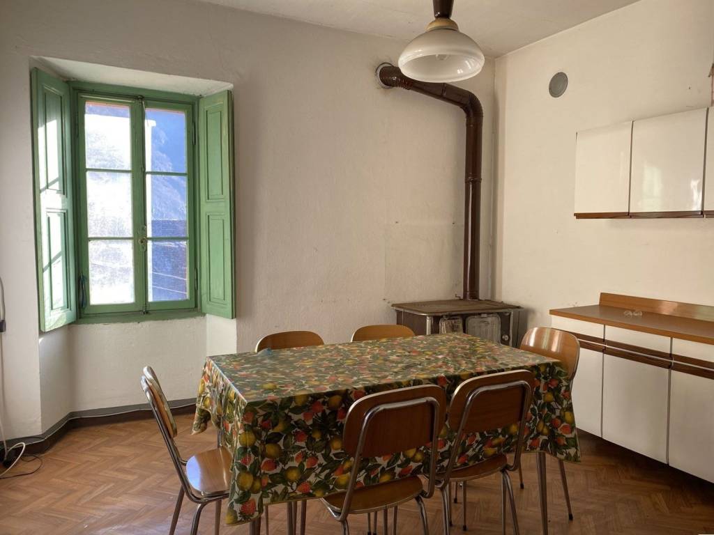 Casa indipendente a Varzo in Via Lincio, 24 - Foto 4