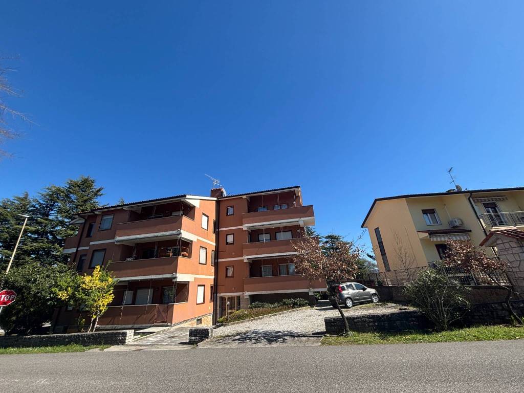 Appartamento a Duino-aurisina in Frazione Aurisina Cave - Foto 3