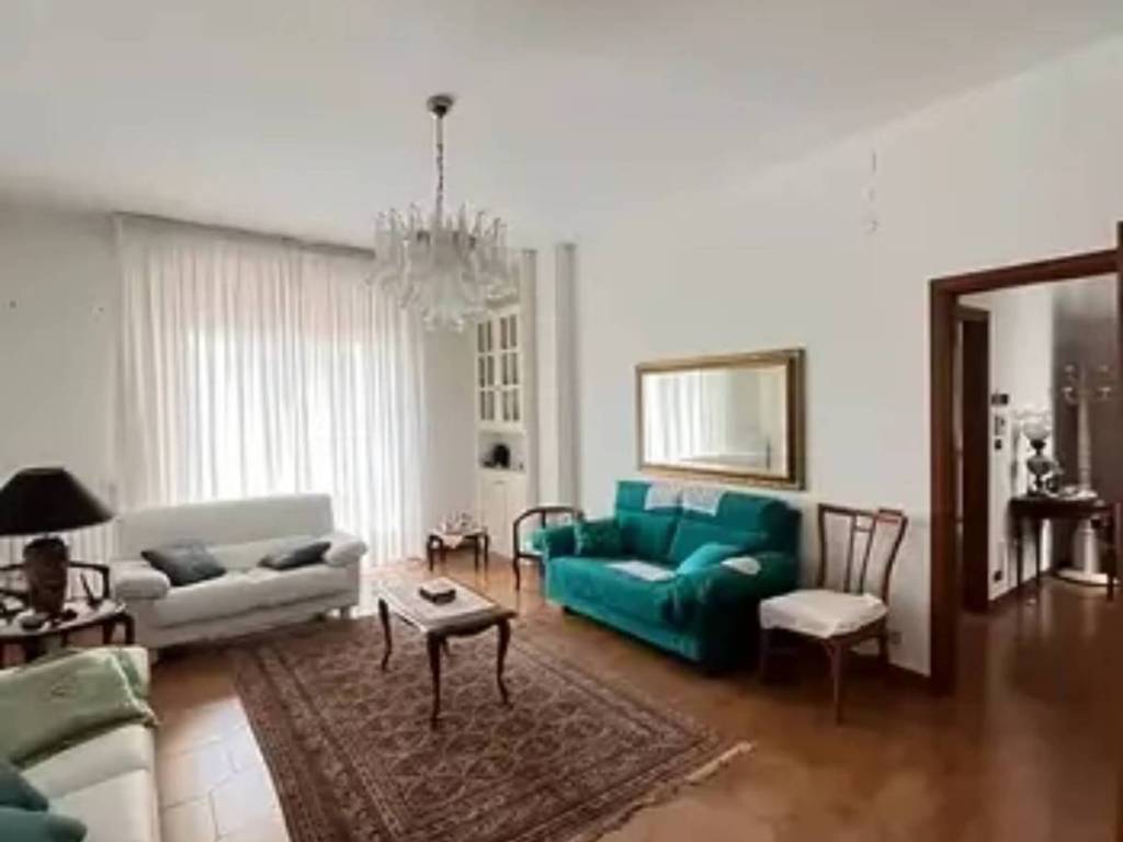 Appartamento a Ginosa in Via Federico di Svevia - Foto 2