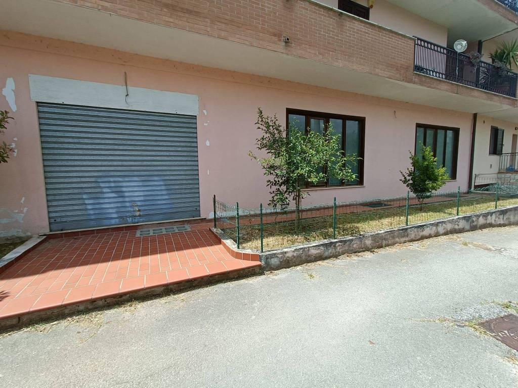 Immobile a Macchia d'isernia in Strada Statale Venafrana - Foto 5