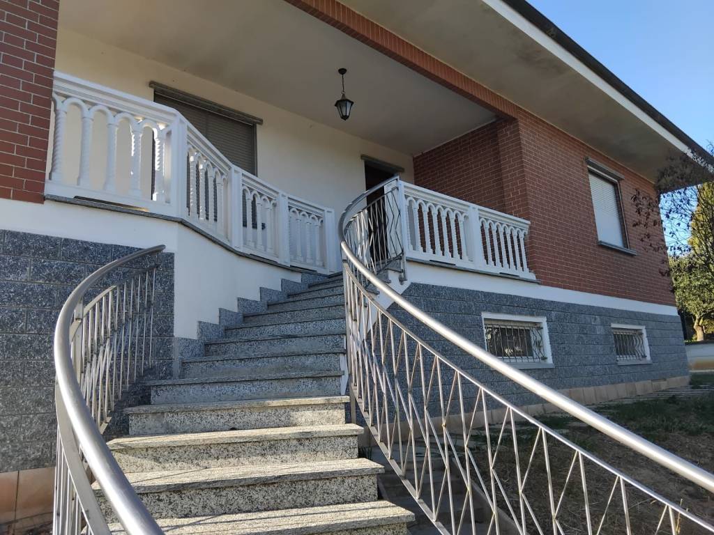 Villa a Alessandria in Piazza della Libertà - Foto 2