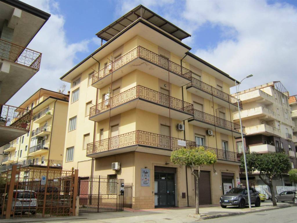 Immobile a Corigliano-rossano in VIA NAZIONALE - Foto 3