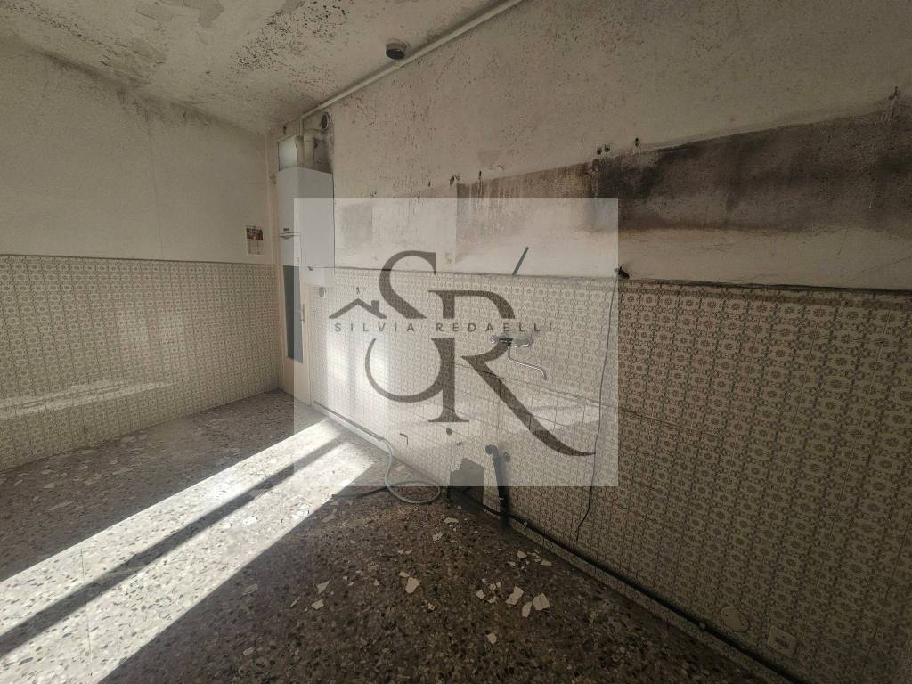 Palazzo / stabile a Valmadrera in Via Preguda - Foto 4