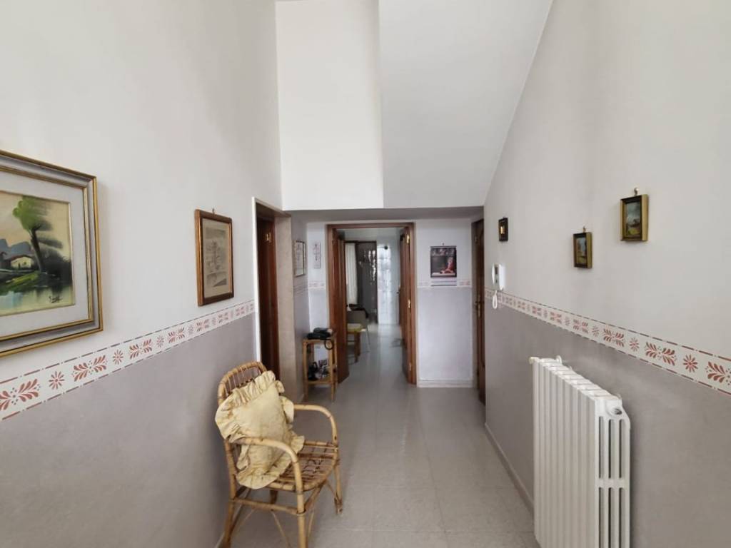 Casa indipendente a Andria in Via Stazio - Foto 5