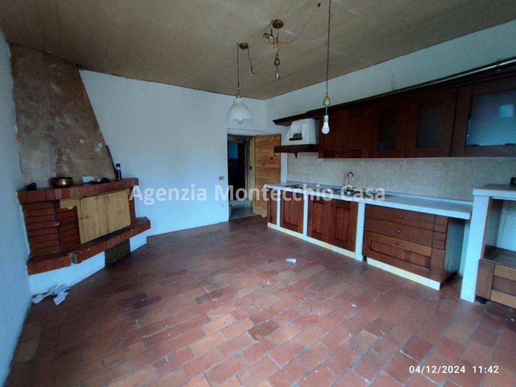 Casa indipendente a Montecalvo in foglia in Località Cà Lissandro - Foto 3