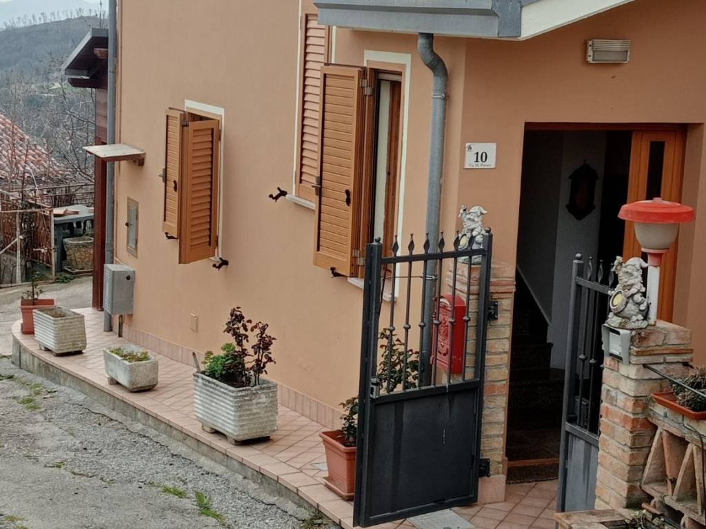 Casa indipendente a Teramo in Località Magnanella, 68 - Foto 3