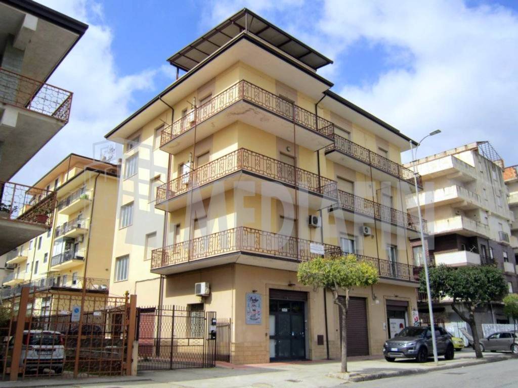 Appartamento a Corigliano-rossano in VIA NAZIONALE, 371 - Foto 2