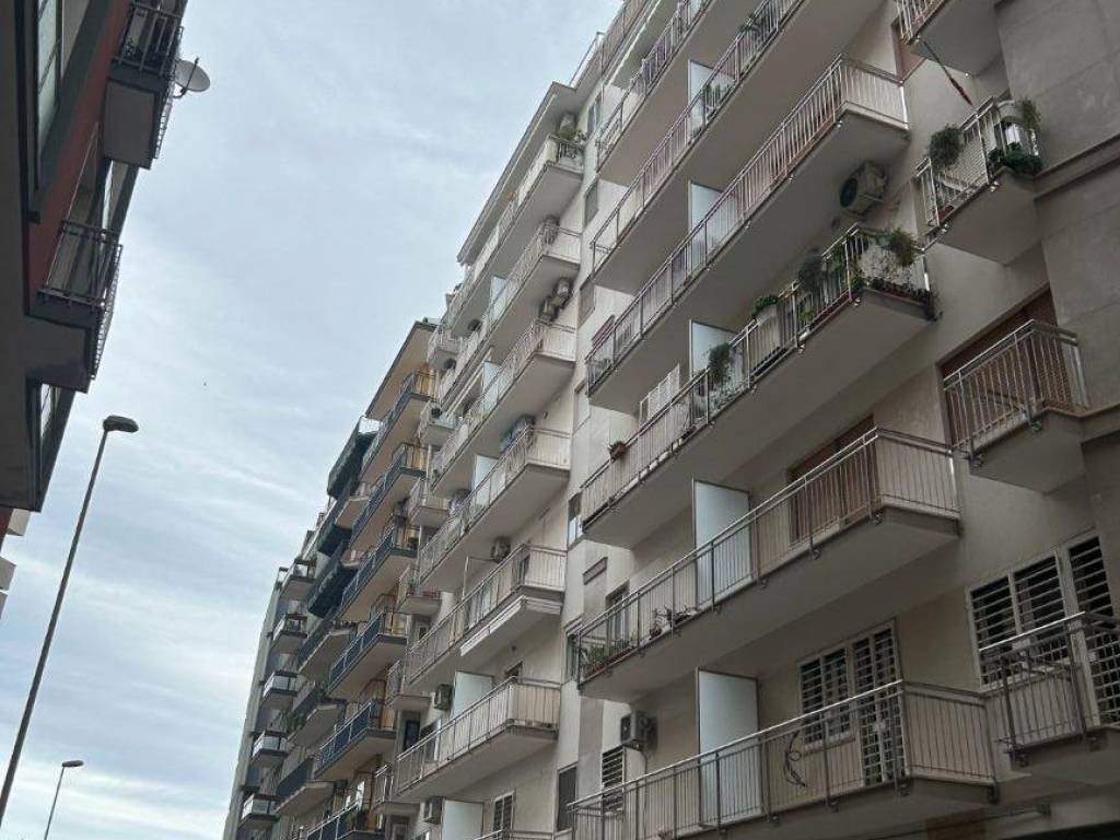 Appartamento a Bari in Via Piero Delfino Pesce, 9 - Foto 2