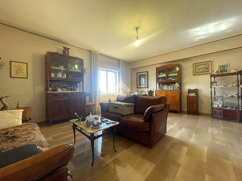 Appartamento a Reggio calabria in Viale Aldo Moro, 34 - Foto 2