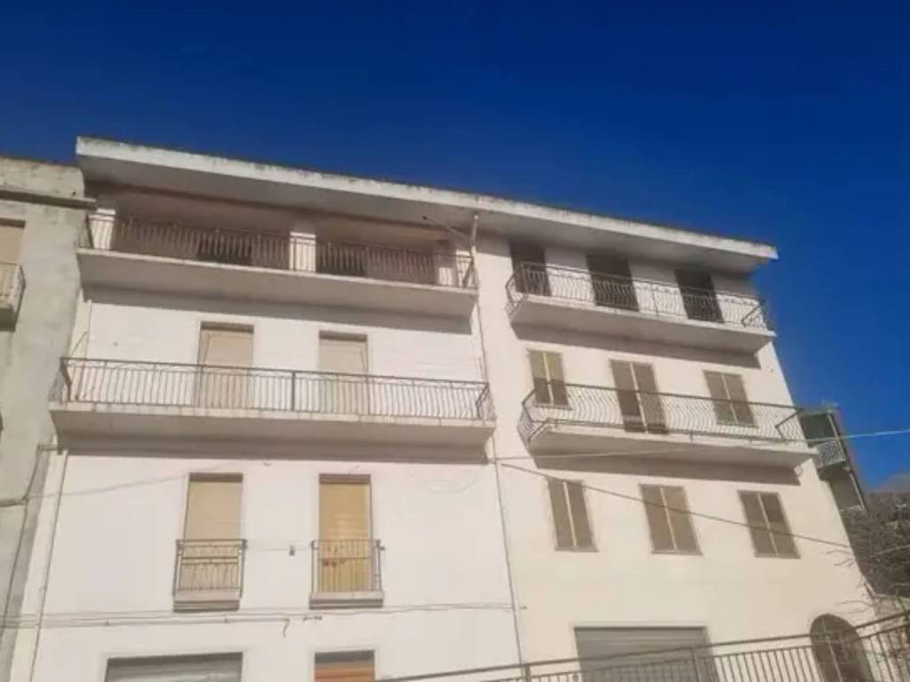 Casa indipendente a Arzana in Via Giacomo Leopardi - Foto 2