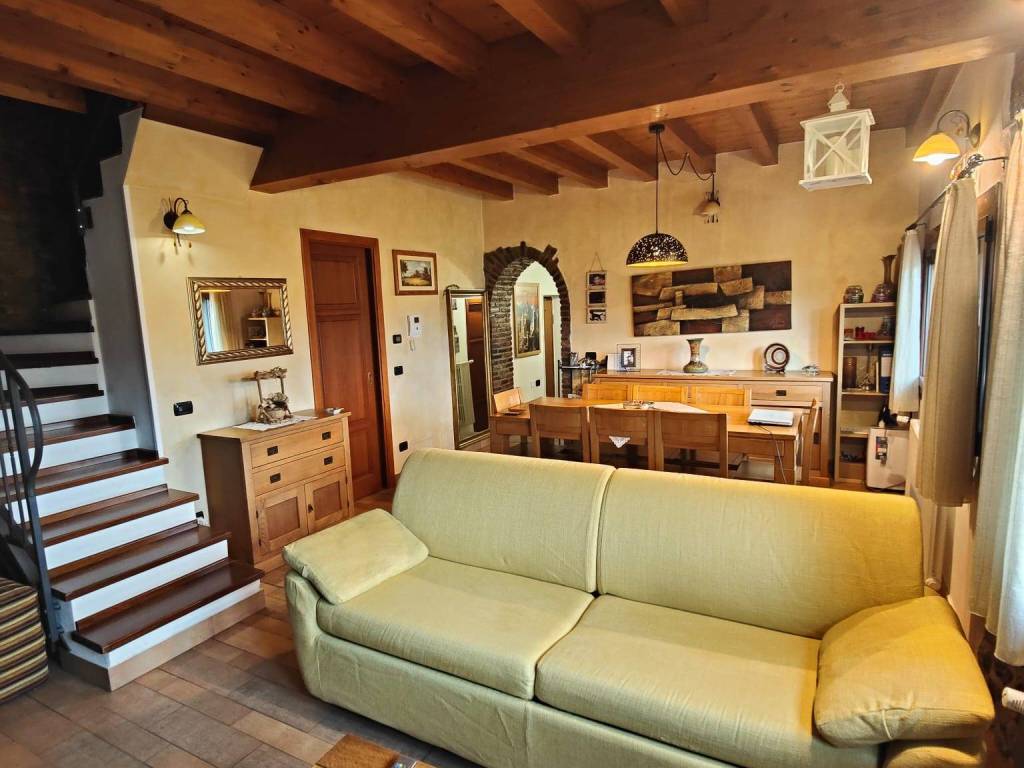 Appartamento a Costa masnaga in Via Camisasca, 49 - Foto 5