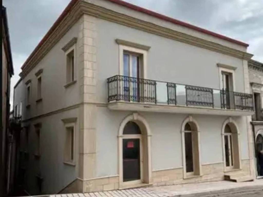 Casa indipendente a Mafalda in Piazza della Libertà - Foto 2