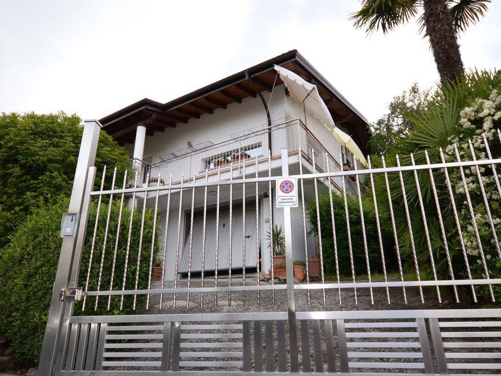 Villa a Verbania in Via delle Camelie - Foto 3