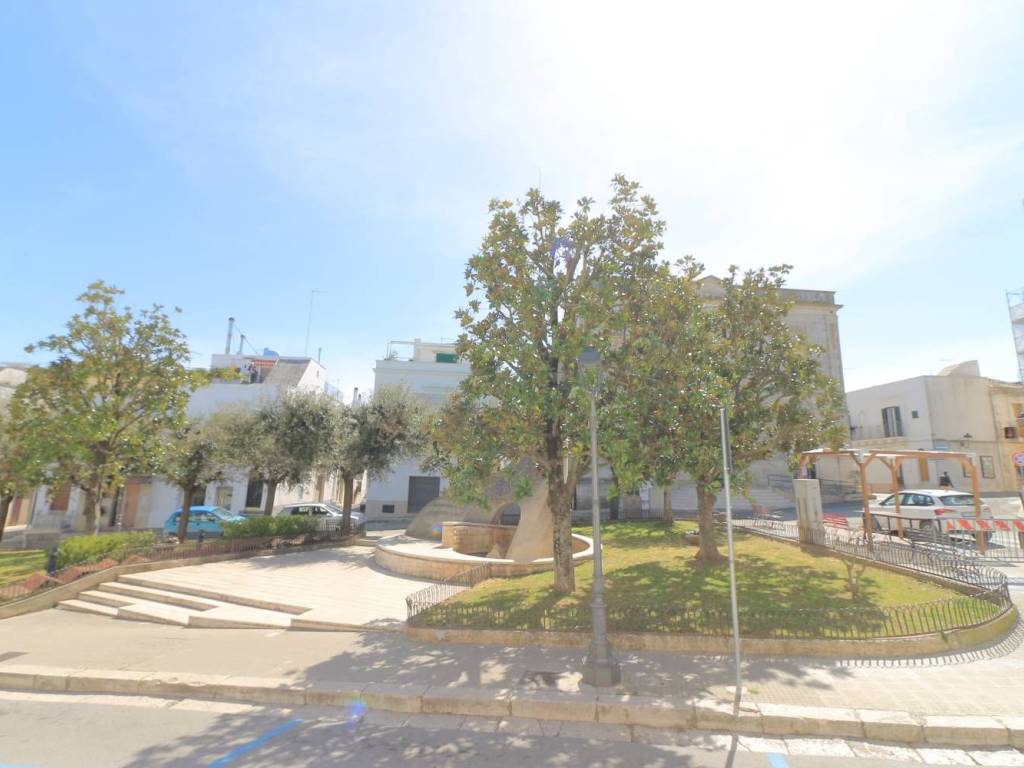 Palazzo / stabile a Ceglie messapica in Via San Rocco, 8 - Foto 4
