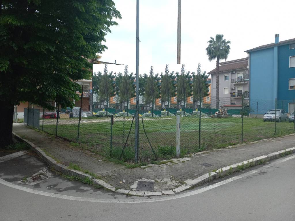 Terreno a San benedetto del tronto in Via Carlo Rosselli - Foto 2