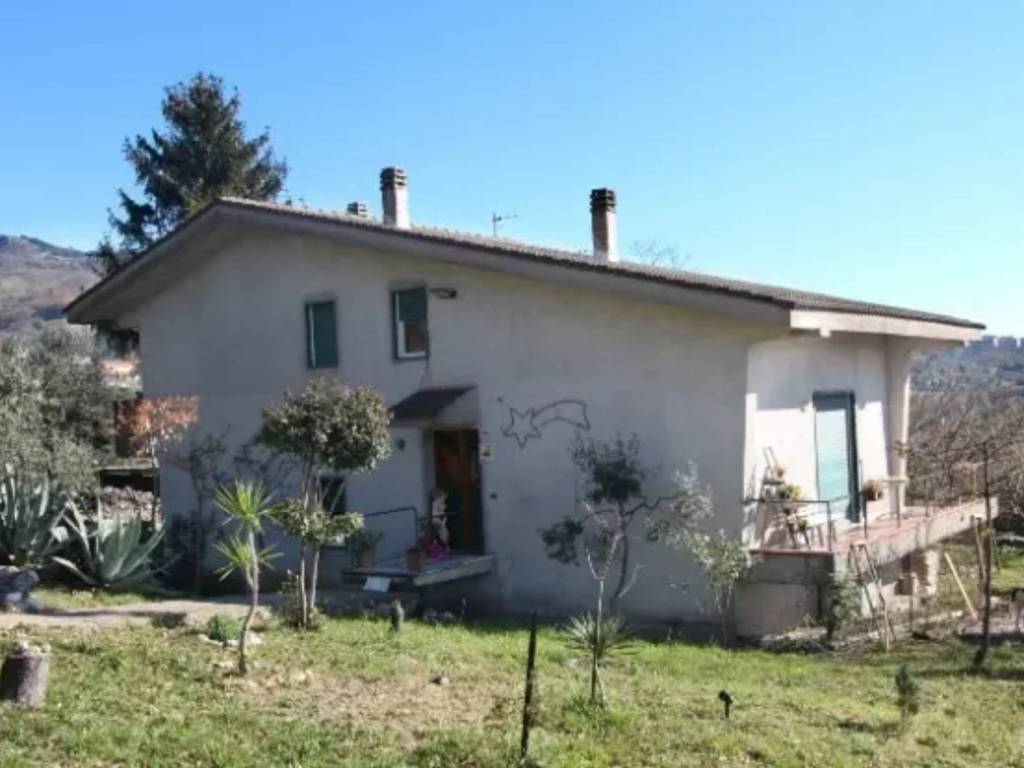 Villa a Castelvenere in Via Cesine di sopra - Foto 5