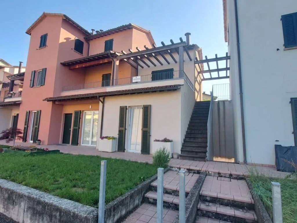 Appartamento a Sant'angelo in vado in Via Molinello S.N.C. - Foto 2