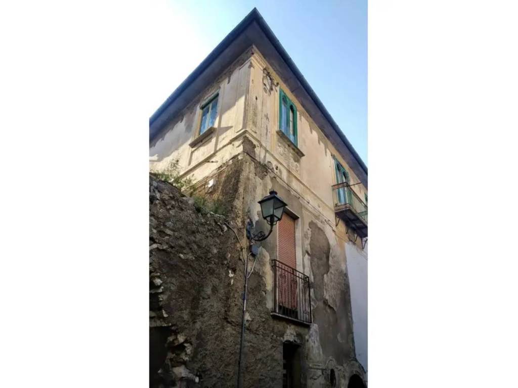 Appartamento a Solofra in via Francesco Guarino - Foto 2