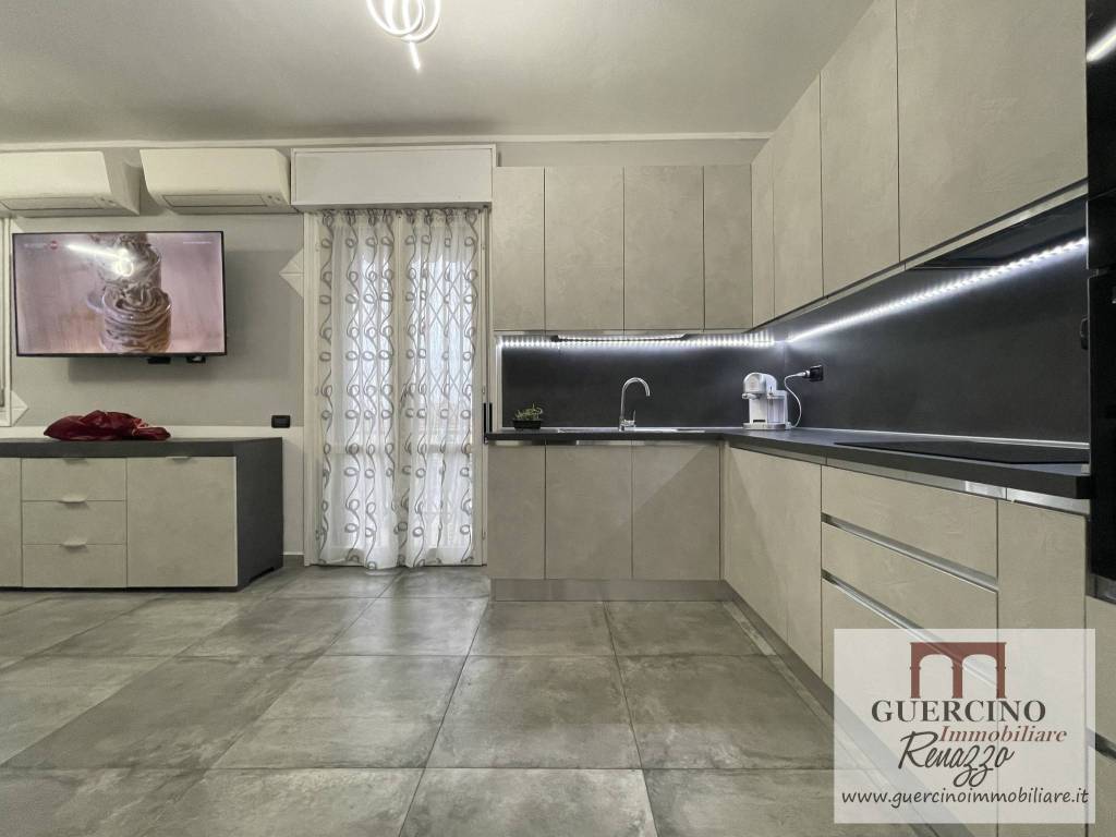 Appartamento a Cento in Via Bondenese, 86 - Foto 2