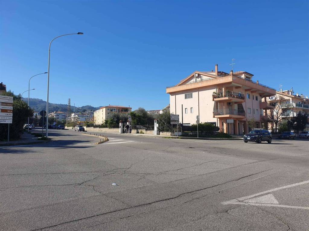 Immobile a Corigliano-rossano in VIA FELLINO, 1 - Foto 3