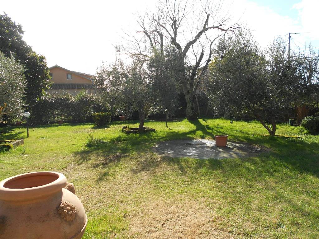 Villa a Capranica in Strada Provinciale Stazione di Capranica - Foto 2