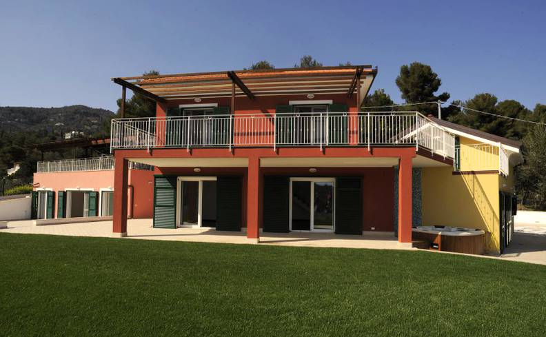 Villa a Alassio in Via Privata Cazulini, 119 - Foto 4