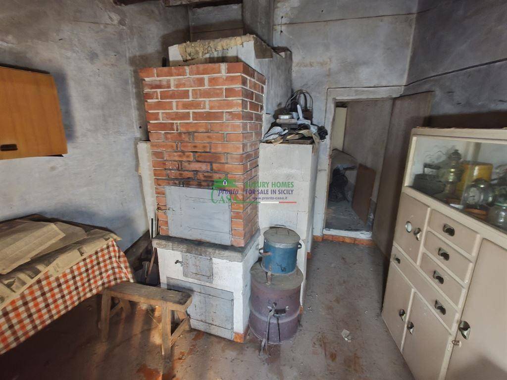 Casa indipendente a Ragusa in Via Maria Paternò Arezzo - Foto 5