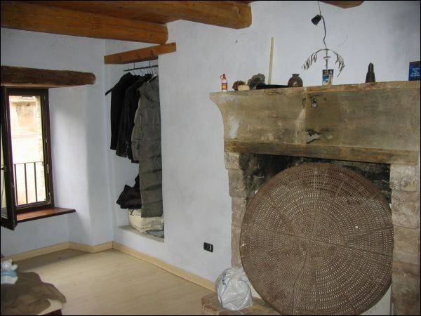 Casa indipendente a Caldarola in Strada Statale 77 - Foto 4