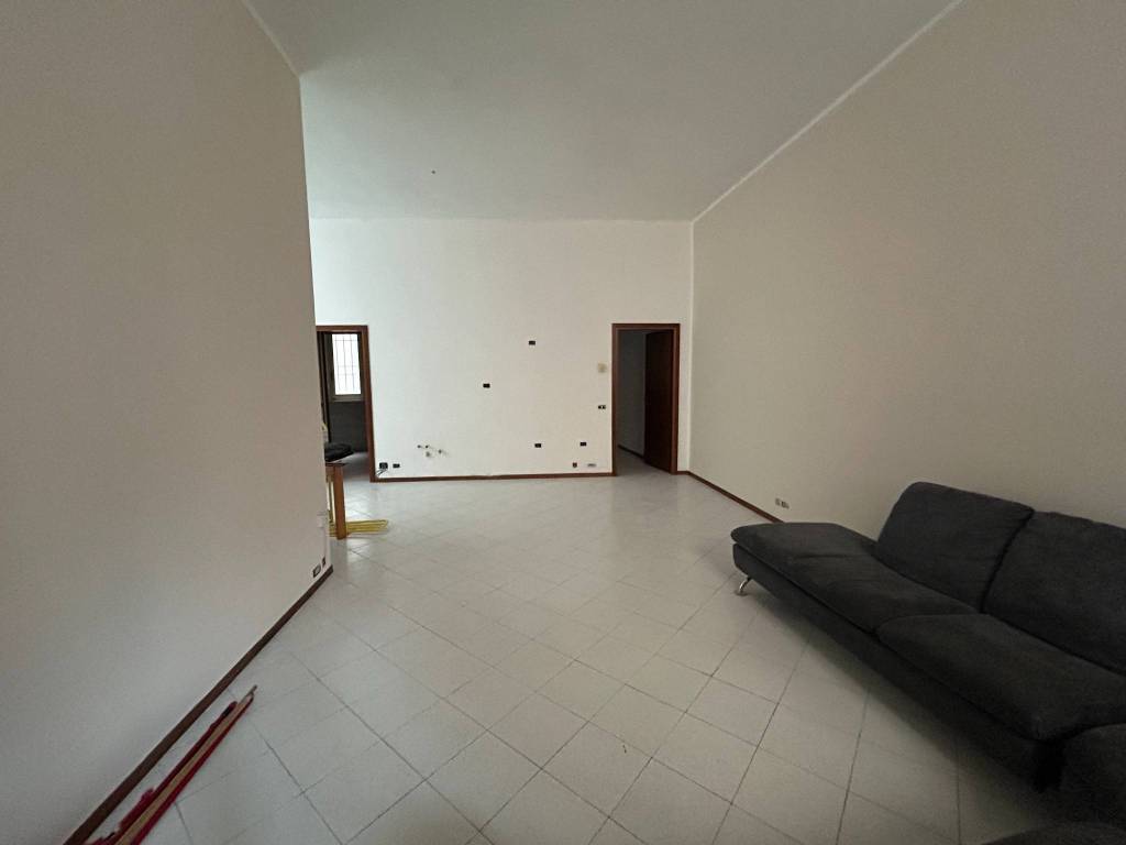 Appartamento a Casale monferrato in Via Giovanni Lanza, 12 - Foto 2