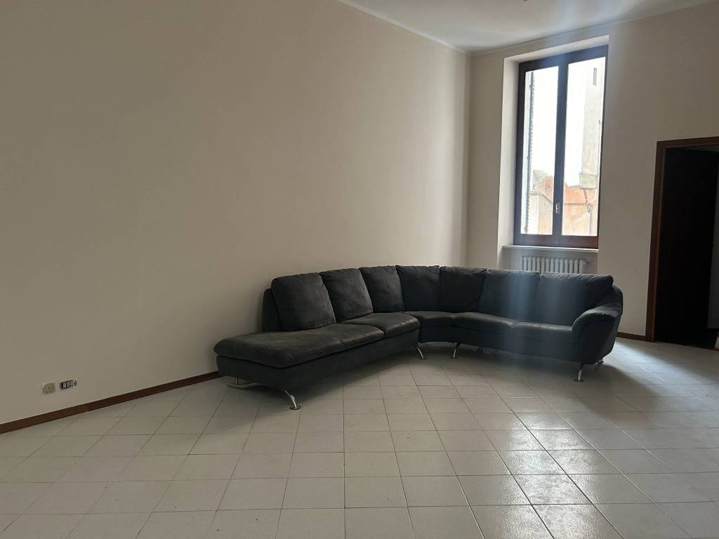 Appartamento a Casale monferrato in Via Giovanni Lanza, 12 - Foto 5