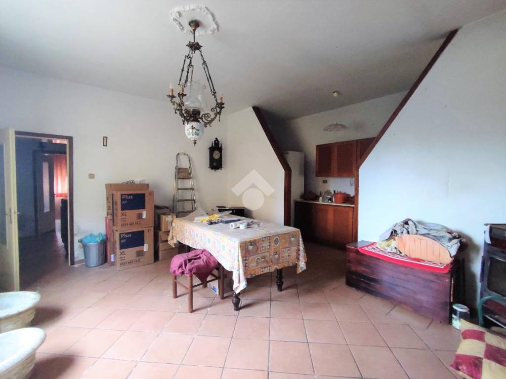 Casa indipendente a Bagnolo san vito - Foto 2
